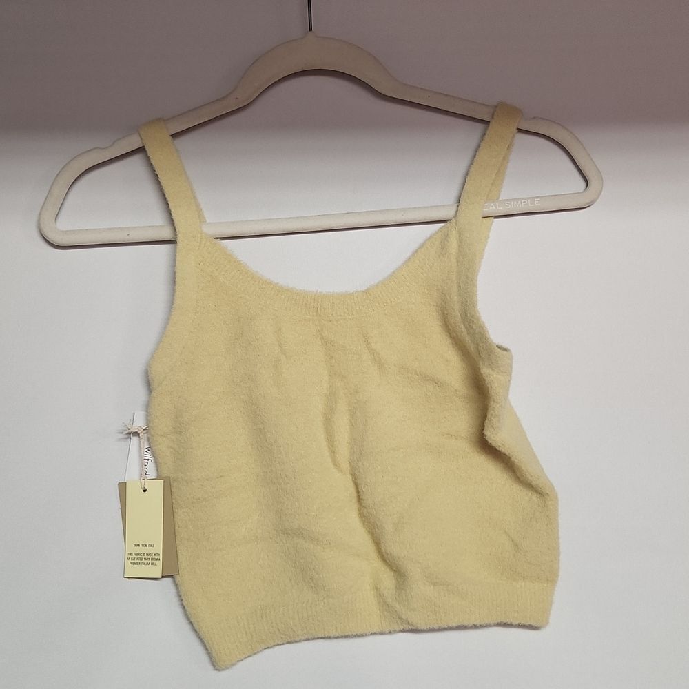 New Wilfred free top